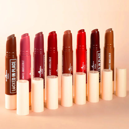 Gama de 8 Labiales en Barra Matte "Locked in Place" 193- Italia Deluxe