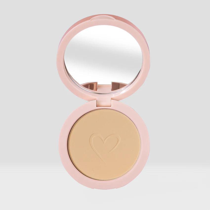 Polvo compacto fijador / pretty pressed Beauty creations