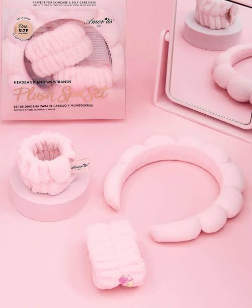 Amor Us Plush Spa Set